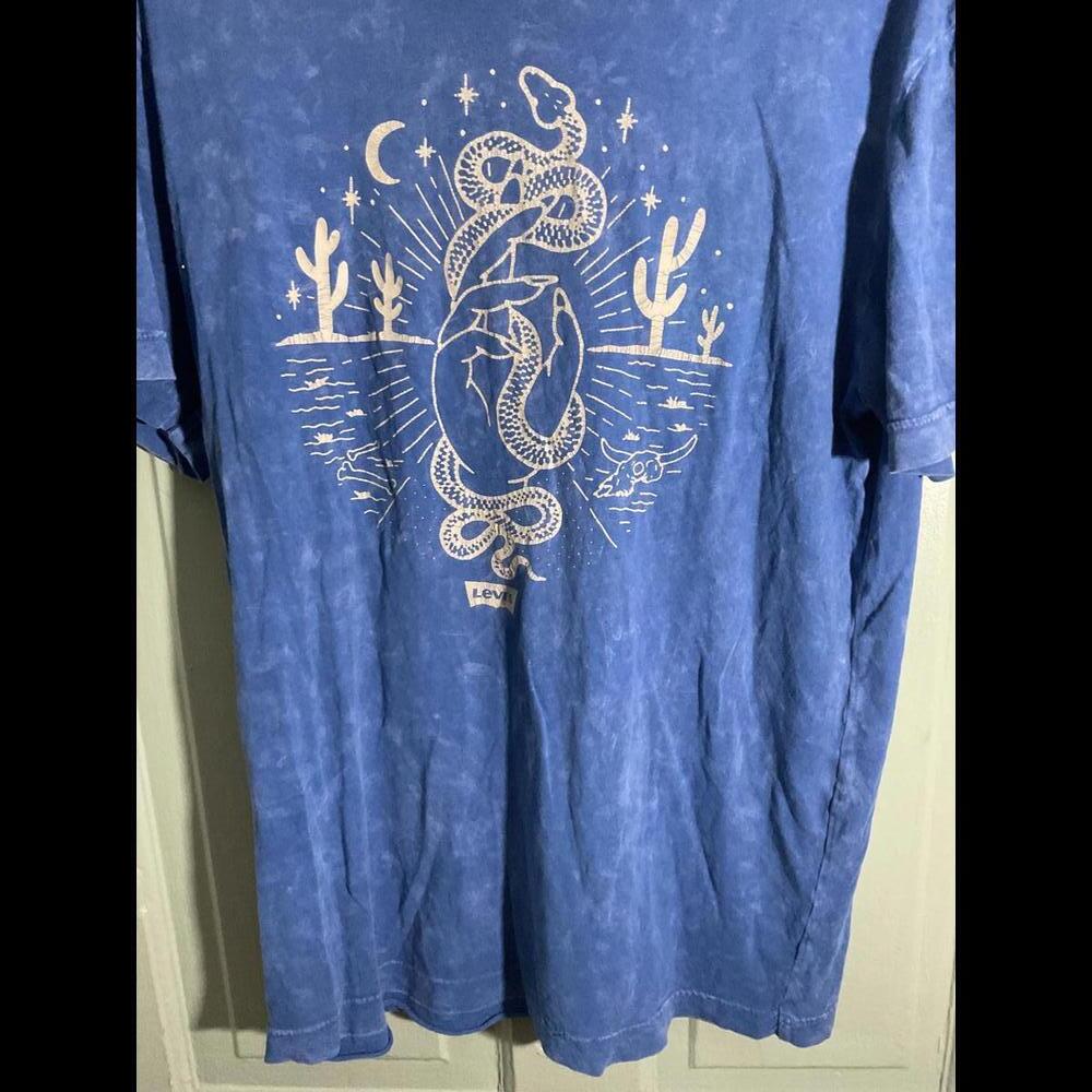 Levi’s Blue southwestern  Well Worn Snake and Cactus T Shirt Size Medium - Picture 3 of 8